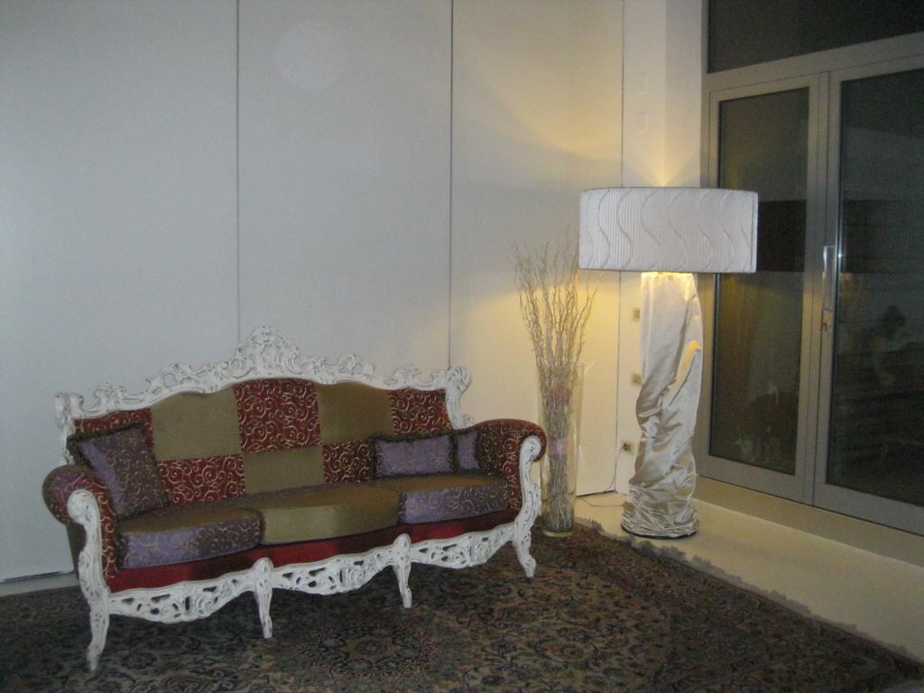A14 Business Suite Sesto San Giovanni Oda fotoğraf