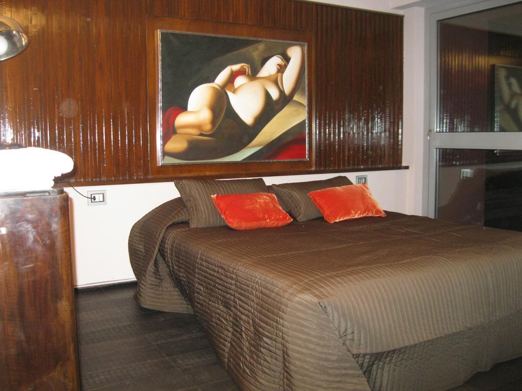 A14 Business Suite Sesto San Giovanni Oda fotoğraf